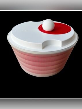 Tupperware White & Red Salad Spinner